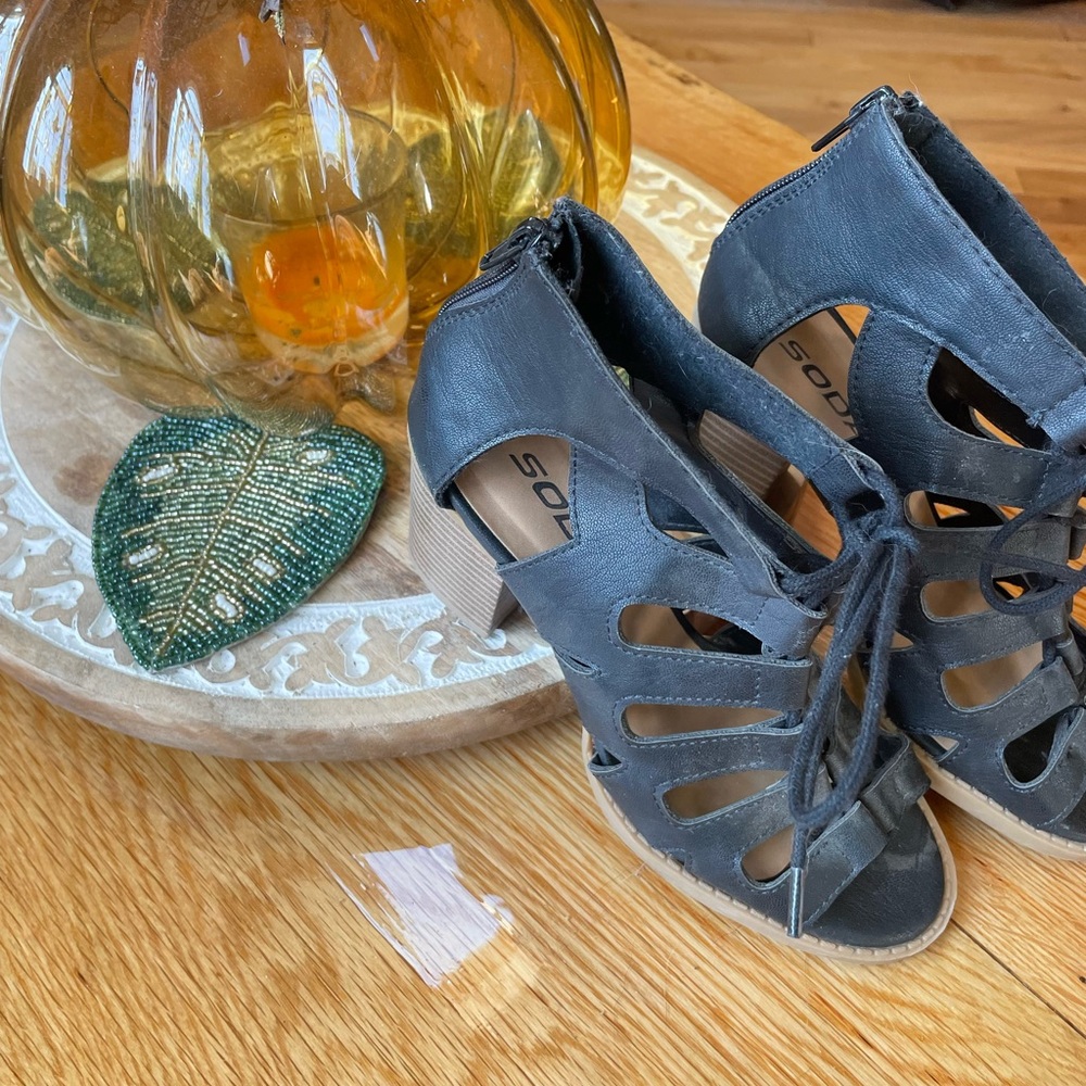 Black strap shoes